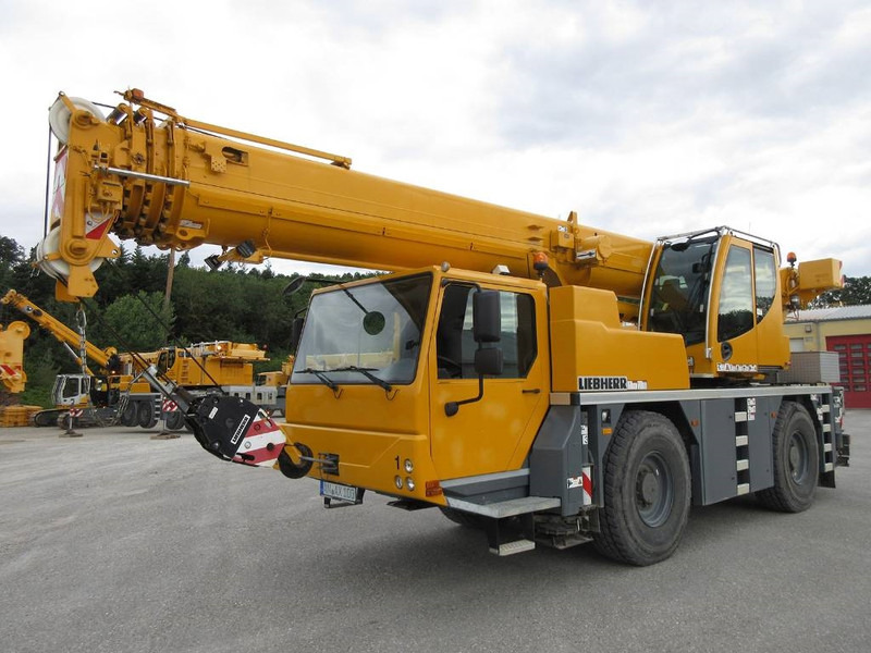Liebherr LTM 1040-2.1 - Grúa todo terreno: foto 1 Liebherr LTM 1040-2.1 - Grúa todo terreno: foto 1