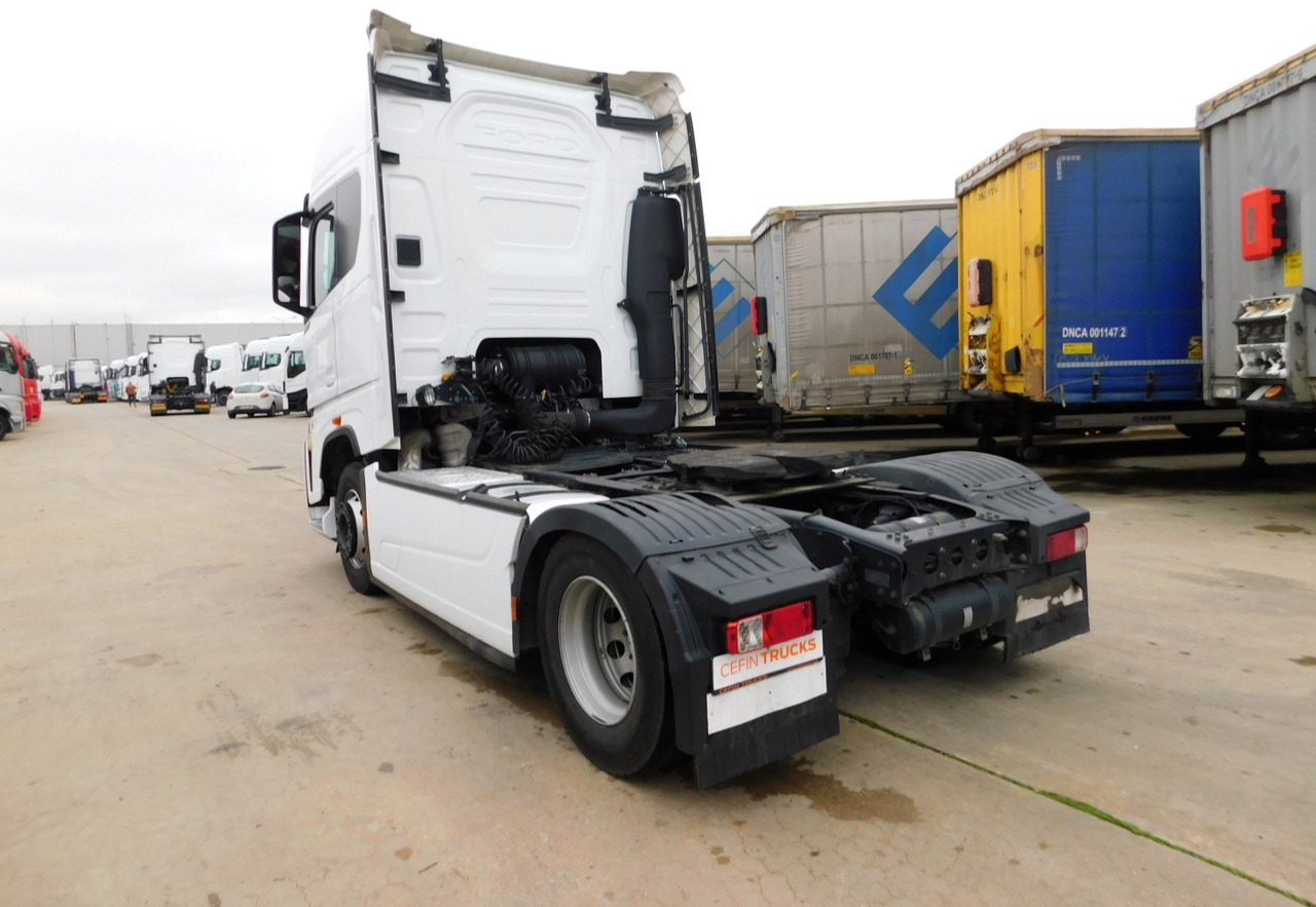 Ford F max 4x2 scab e6 12s2620 - Cabeza tractora: foto 4 Ford F max 4x2 scab e6 12s2620 - Cabeza tractora: foto 4