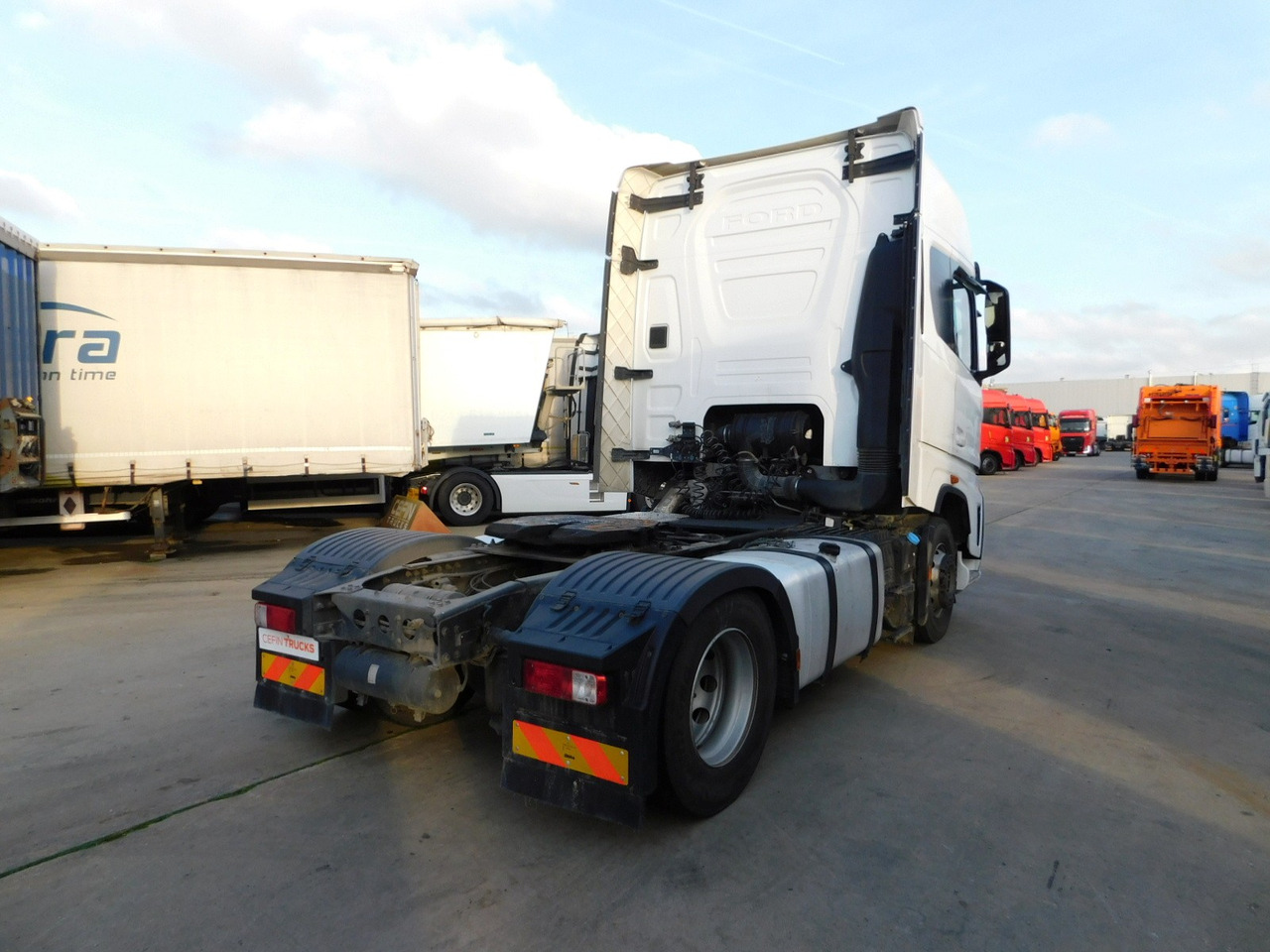 Ford F max 4x2 scab e6 12tx2620 - Cabeza tractora: foto 3 Ford F max 4x2 scab e6 12tx2620 - Cabeza tractora: foto 3