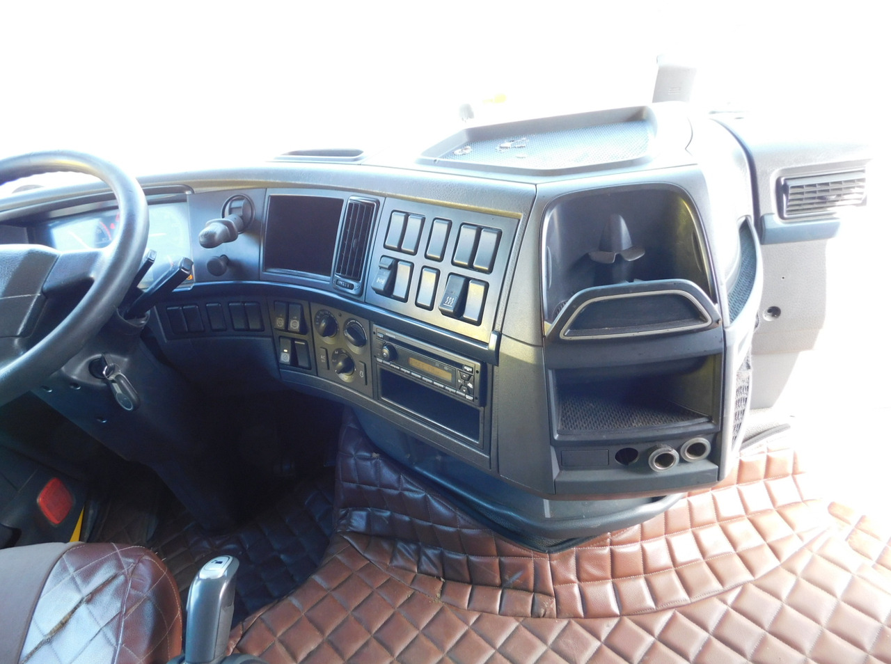 Cabeza tractora Volvo Fh 460: foto 7