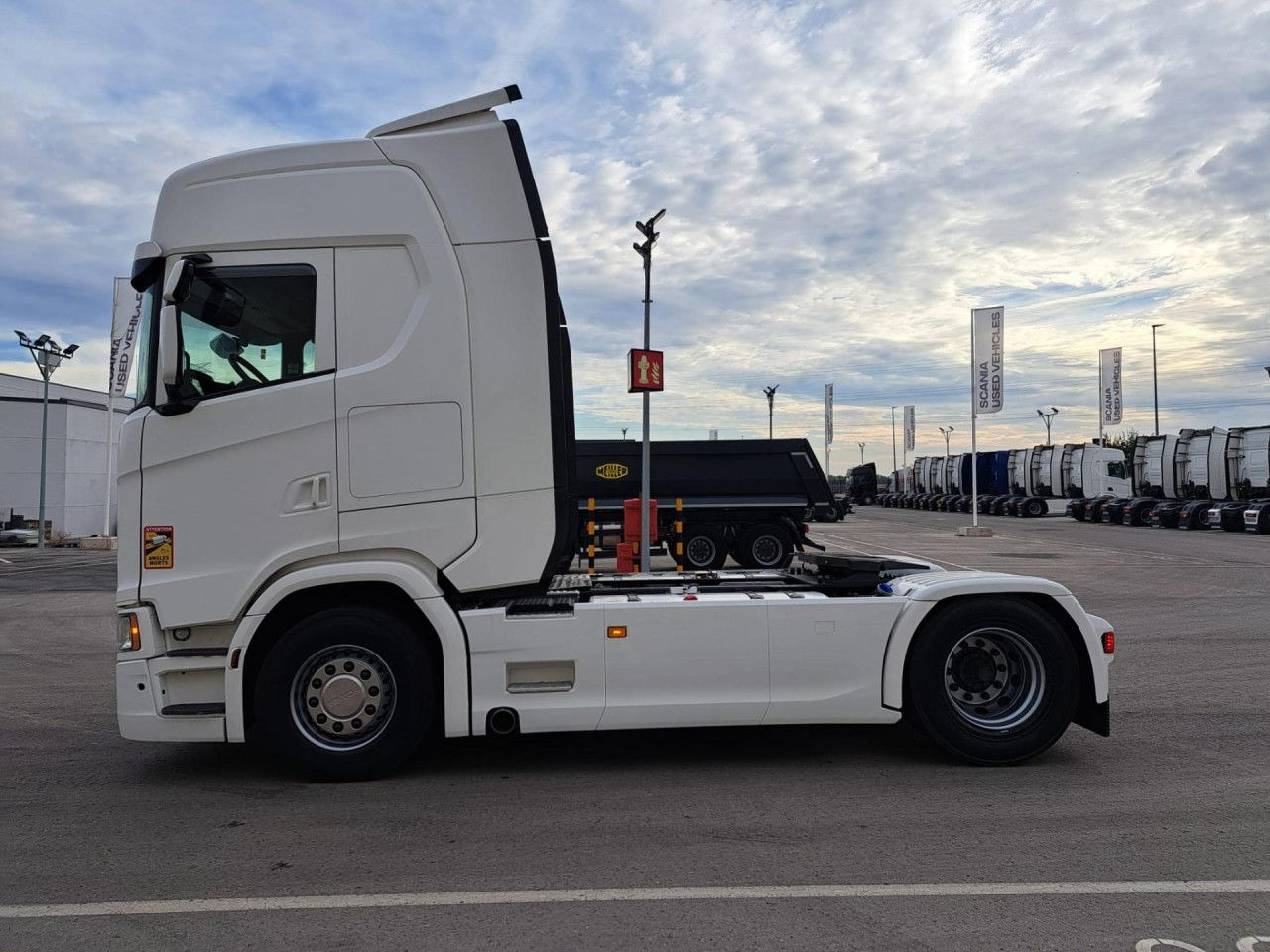 Scania  - Cabeza tractora: foto 3 Scania  - Cabeza tractora: foto 3