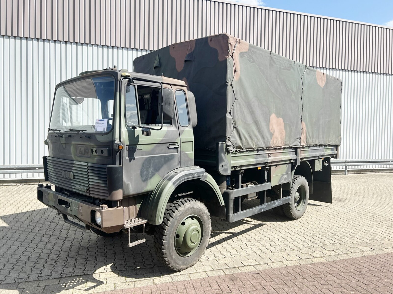 110-17 AW 4x4 110-17 AW 4x4, Ex-Bundeswehr, Küche - Camión lona: foto 1 110-17 AW 4x4 110-17 AW 4x4, Ex-Bundeswehr, Küche - Camión lona: foto 1