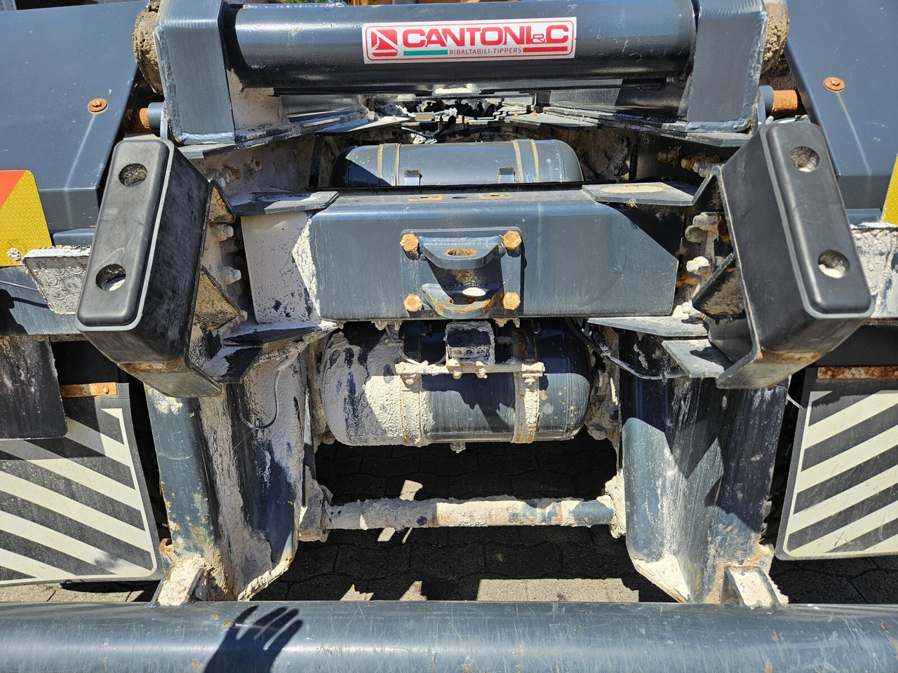 ASTRA HD9 86.50-90 8x6 ASTRA HD9 86.50-90 8x6, Unfallschaden, Cursor 13 - Camión chasis: foto 3 ASTRA HD9 86.50-90 8x6 ASTRA HD9 86.50-90 8x6, Unfallschaden, Cursor 13 - Camión chasis: foto 3