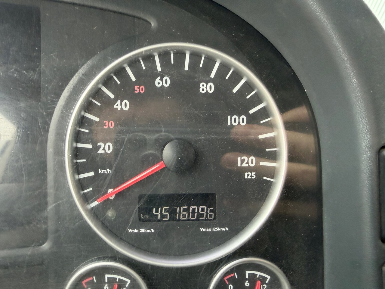 MAN TGA 18.440 4x4 BL TGA 18.440 4x4 BL, Hydraulik - Cabeza tractora: foto 3 MAN TGA 18.440 4x4 BL TGA 18.440 4x4 BL, Hydraulik - Cabeza tractora: foto 3