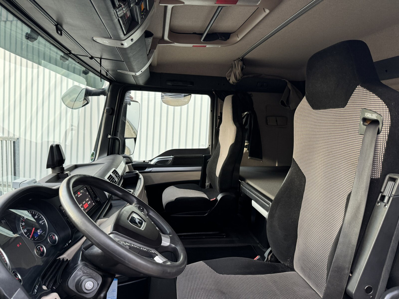 MAN TGX 18.420 4x2 BLS TGX 18.420 4X2 BLS, Retarder - Cabeza tractora: foto 2 MAN TGX 18.420 4x2 BLS TGX 18.420 4X2 BLS, Retarder - Cabeza tractora: foto 2