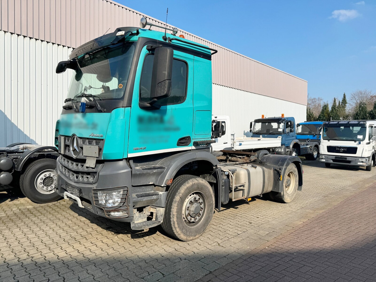 Mercedes-Benz Arocs 1842 LS 4x4 HAD Arocs 1842 LS 4x4 HAD, HydroDrive, Kipphydraulik - Cabeza tractora: foto 1 Mercedes-Benz Arocs 1842 LS 4x4 HAD Arocs 1842 LS 4x4 HAD, HydroDrive, Kipphydraulik - Cabeza tractora: foto 1