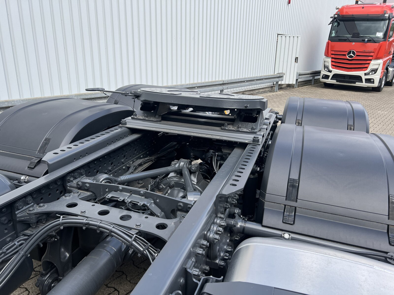 Leasing de Mercedes-Benz Arocs 2653 LS 6x4 Arocs 2653 LS 6x4, Retarder, MirrorCam, MultimediaCockpit, Navi, LED Mercedes-Benz Arocs 2653 LS 6x4 Arocs 2653 LS 6x4, Retarder, MirrorCam, MultimediaCockpit, Navi, LED: foto 15