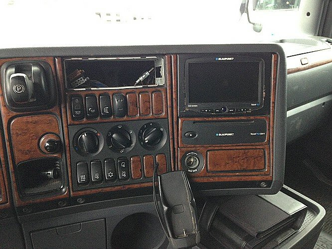 Cabeza tractora Scania R 420 4x2 R420 4x2 Lowliner, Twin Tec Rußfilterkat: foto 9 Cabeza tractora Scania R 420 4x2 R420 4x2 Lowliner, Twin Tec Rußfilterkat: foto 9