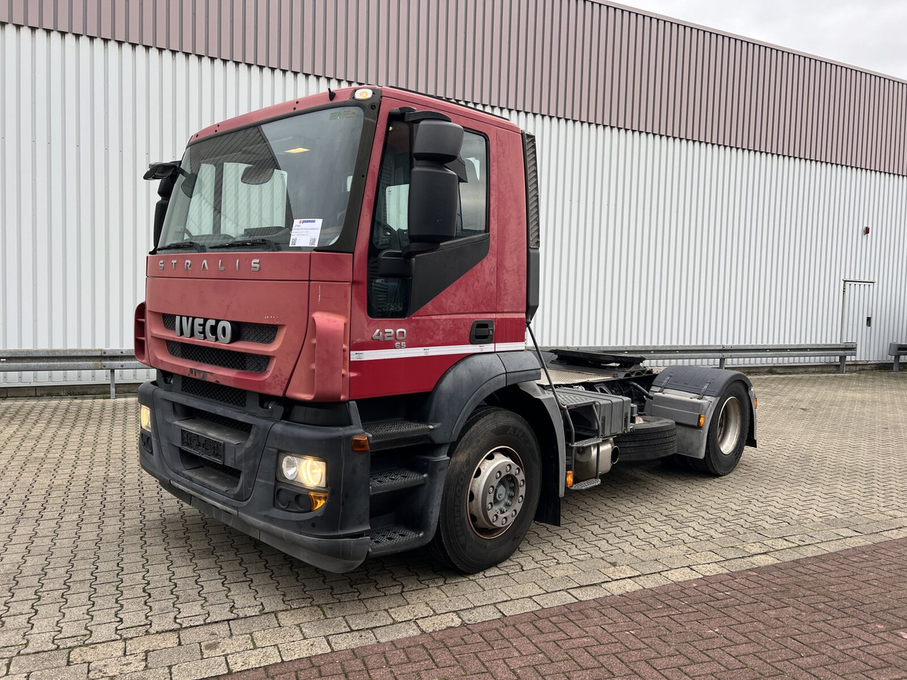Stralis AD440S42T/P 4x2 Stralis AD440X42T/P 4x2, Ex- - Cabeza tractora: foto 1 Stralis AD440S42T/P 4x2 Stralis AD440X42T/P 4x2, Ex- - Cabeza tractora: foto 1