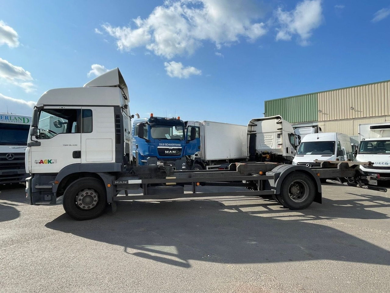 Camión MAN TGM 18.330 4X2 LL TGM 18.330 4X2 LL, Fahrschulausstattung: foto 13