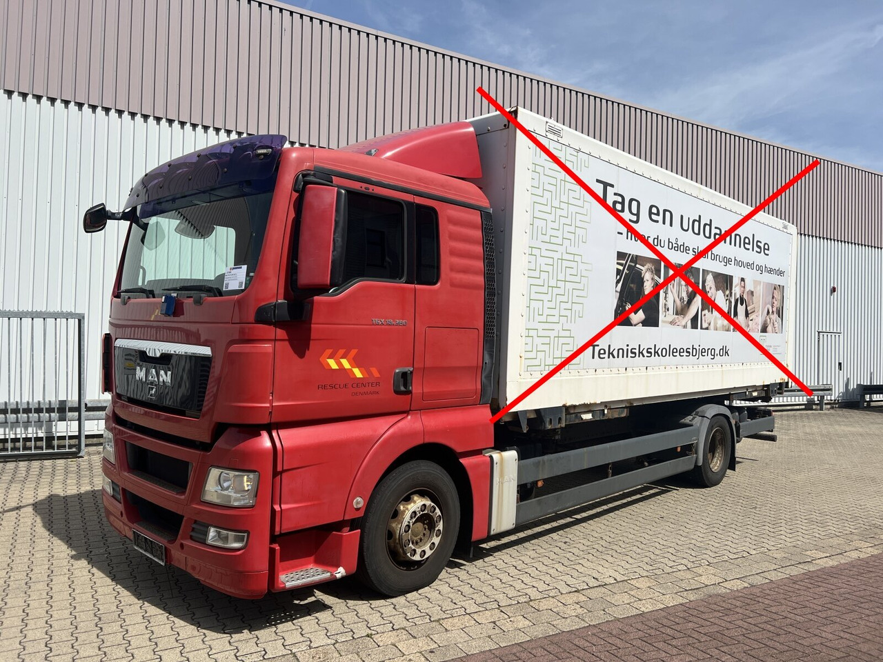 MAN TGX 18.360 4X2 LL TGX 18.360 4X2 LL, Fahrschule - Camión: foto 1 MAN TGX 18.360 4X2 LL TGX 18.360 4X2 LL, Fahrschule - Camión: foto 1