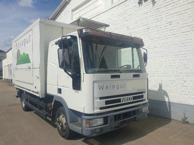 Camión caja cerrada Euro Cargo ML 75E14 4x2 Euro Cargo ML 75E14 4x2 Getränkekoffer, 6-Zylinder-Motor: foto 8 Camión caja cerrada Euro Cargo ML 75E14 4x2 Euro Cargo ML 75E14 4x2 Getränkekoffer, 6-Zylinder-Motor: foto 8