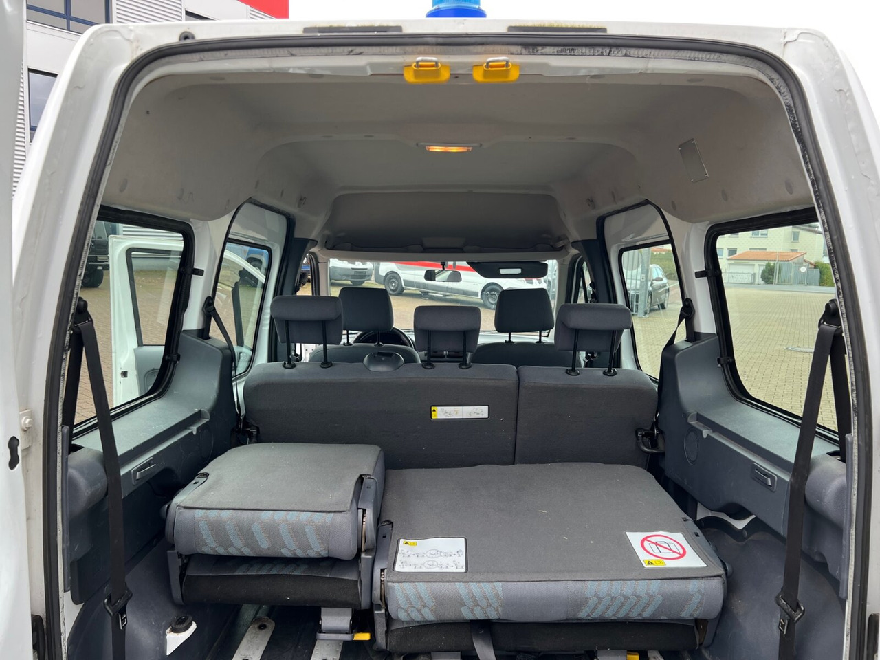 Leasing de Ford Tourneo Connect 4x2 Tourneo Connect 4x2, Personentransporter, 8-Sitzer Ford Tourneo Connect 4x2 Tourneo Connect 4x2, Personentransporter, 8-Sitzer: foto 13