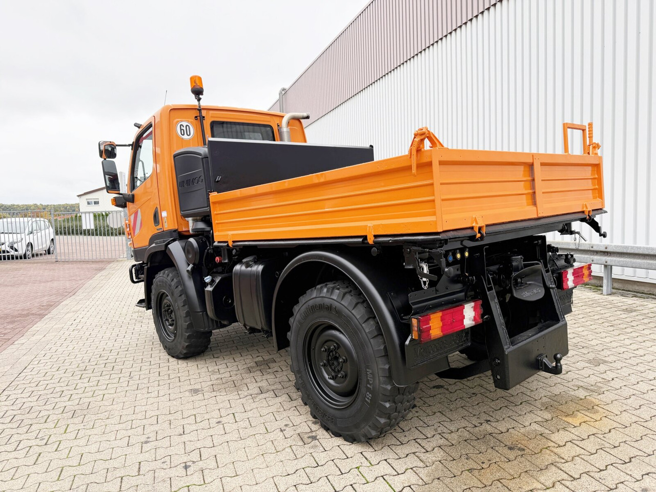 Furgoneta Unimog U 20 4x4 U 20 4x4, Kipper, Zapfwelle, Winterdienstausstattung, 2x AHK: foto 14 Furgoneta Unimog U 20 4x4 U 20 4x4, Kipper, Zapfwelle, Winterdienstausstattung, 2x AHK: foto 14