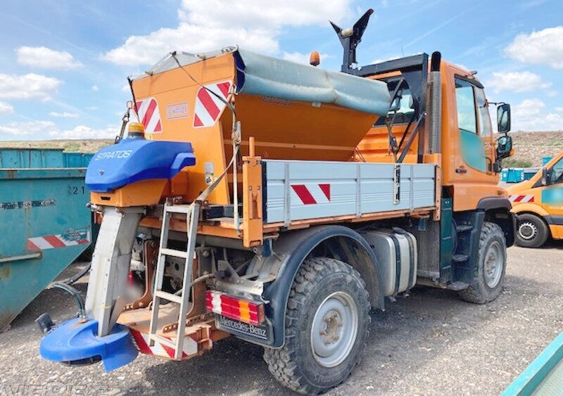 Unimog U300 405/10 4x4 U300 405/10 4x4, Kommunalhydraulik, Frontzapfwelle, Kipper - Furgoneta: foto 3 Unimog U300 405/10 4x4 U300 405/10 4x4, Kommunalhydraulik, Frontzapfwelle, Kipper - Furgoneta: foto 3
