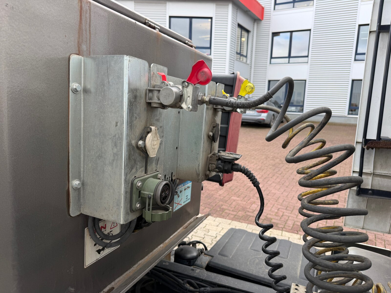 GVN Trailer 329 GVN Trailer 329, Liftachse, Verbr. auf 3m, hydr. Rampen - Semirremolque góndola rebajadas: foto 2 GVN Trailer 329 GVN Trailer 329, Liftachse, Verbr. auf 3m, hydr. Rampen - Semirremolque góndola rebajadas: foto 2