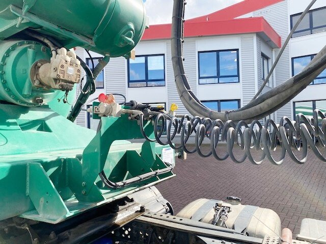 LIEBHERR Betonmischer ca. 10m³ LIEBHERR Betonmischer ca. 10m³, 6x Vorhanden! - Semirremolque hormigonera: foto 2 LIEBHERR Betonmischer ca. 10m³ LIEBHERR Betonmischer ca. 10m³, 6x Vorhanden! - Semirremolque hormigonera: foto 2