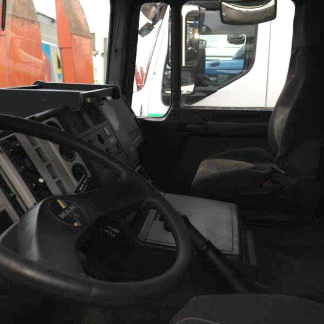 Camión chasis MAN T39 26.364 6x4: foto 7