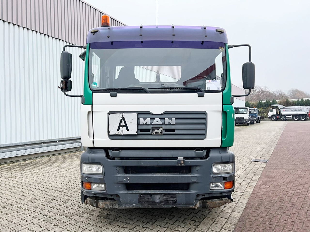 Camión multibasculante MAN TGA 26.463 6x4 BB TGA 26.463 6x4 BB: foto 7 Camión multibasculante MAN TGA 26.463 6x4 BB TGA 26.463 6x4 BB: foto 7