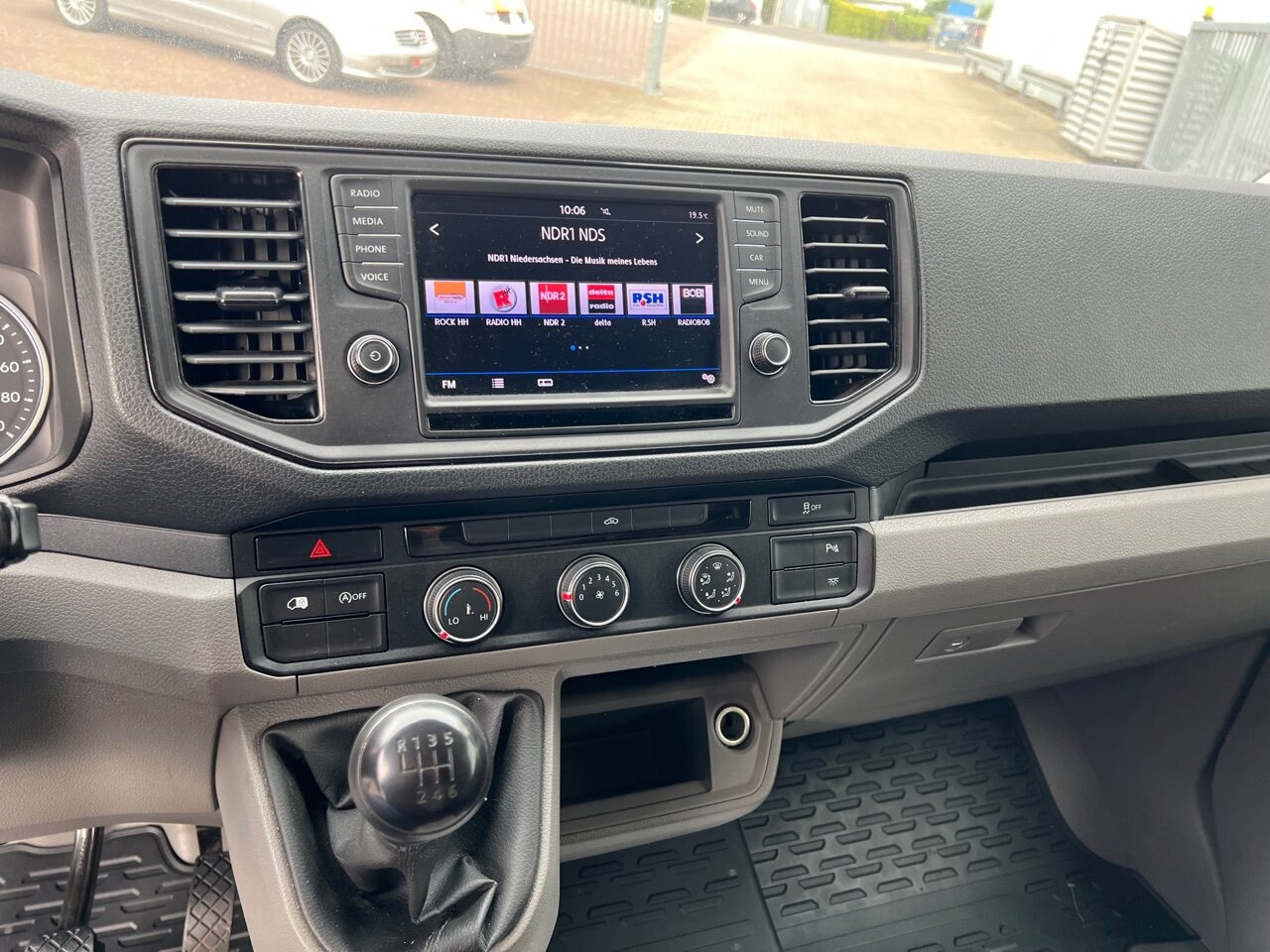 Furgoneta pequeña MAN TGE 2.140 4x2F SB TGE 2.140 4x2F SB: foto 5 Furgoneta pequeña MAN TGE 2.140 4x2F SB TGE 2.140 4x2F SB: foto 5