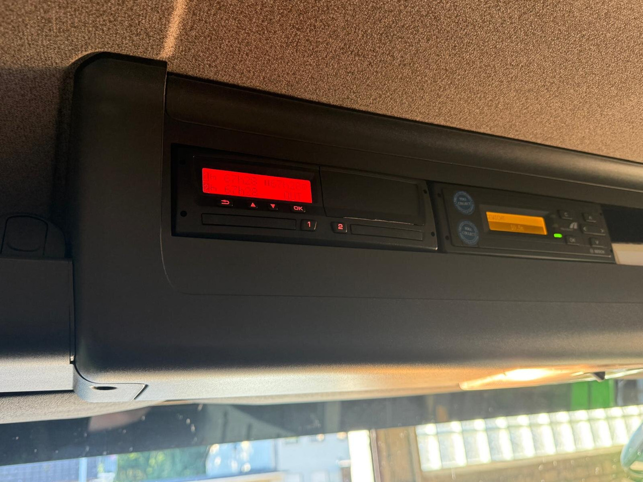 MAN TGL 10.180 4x2 BL TGL 10.180 4x2 BL, City-Abrollkipper - Camión multibasculante: foto 3 MAN TGL 10.180 4x2 BL TGL 10.180 4x2 BL, City-Abrollkipper - Camión multibasculante: foto 3