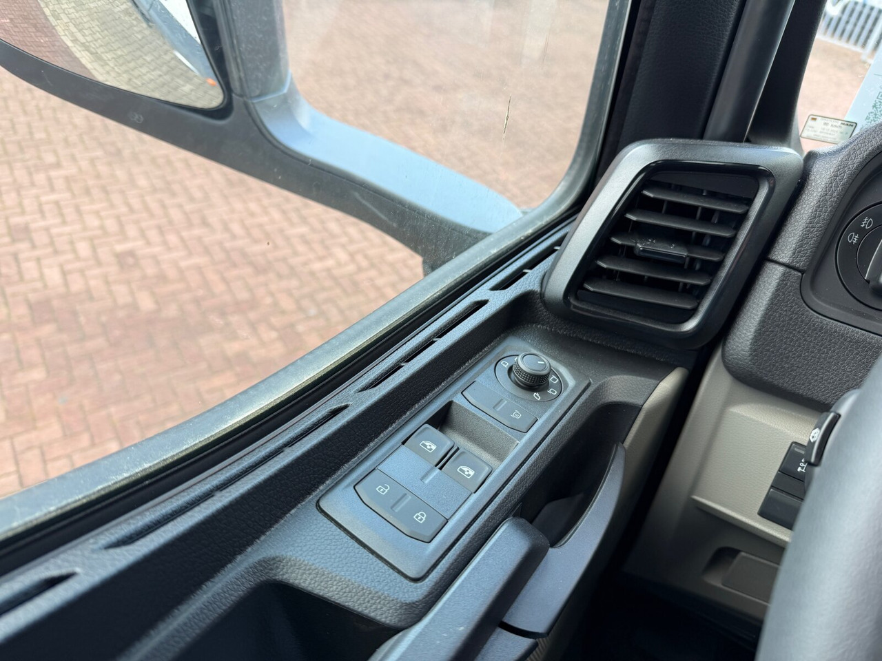 MAN TGS 33.440 6x6 BB CH TGS 33.440 6x6 BB CH, Hohe Bauart, Nebenantrieb - Camión chasis: foto 5 MAN TGS 33.440 6x6 BB CH TGS 33.440 6x6 BB CH, Hohe Bauart, Nebenantrieb - Camión chasis: foto 5