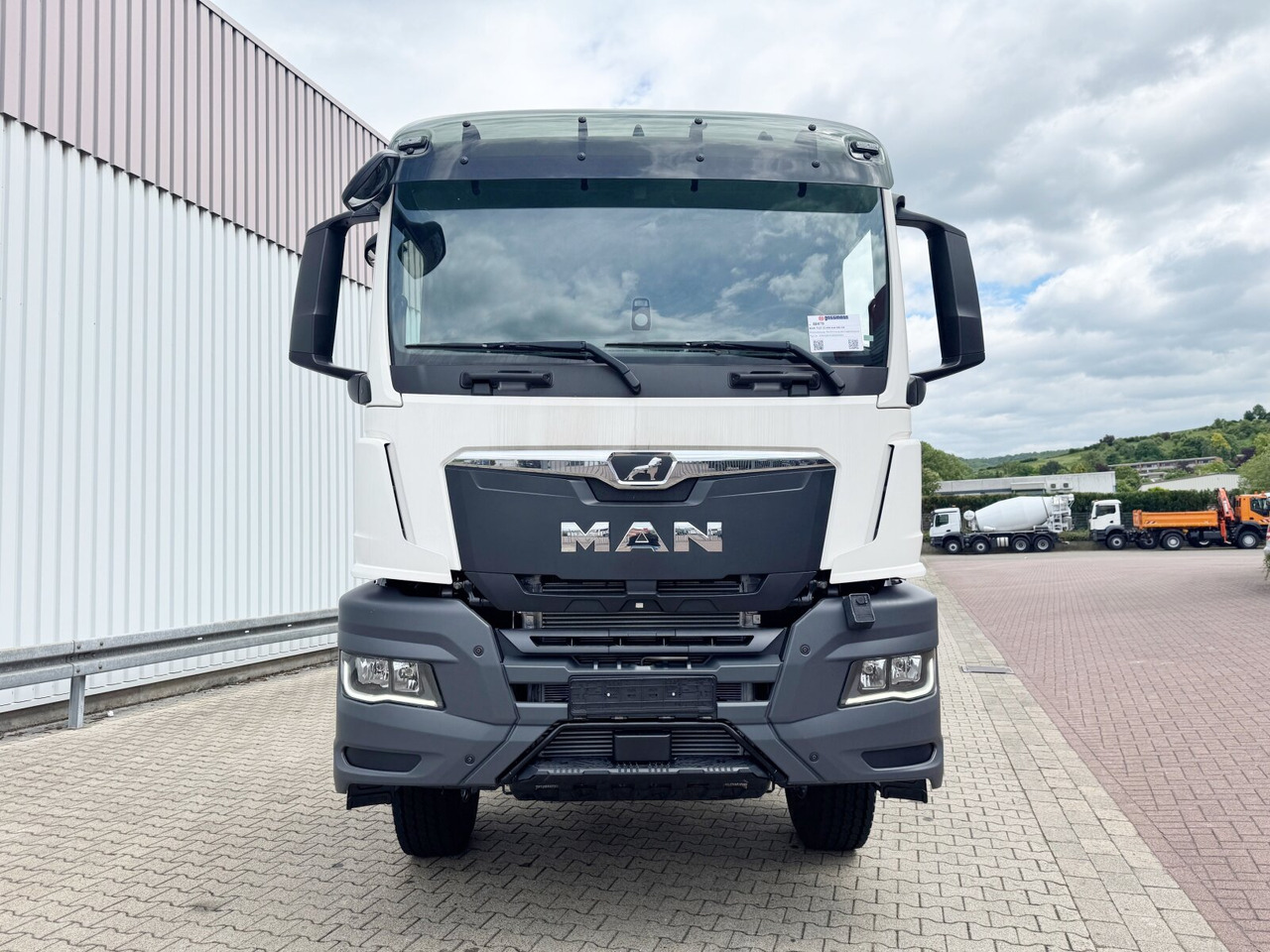 Camión chasis nuevo MAN TGS 33.480 6x6 BB CH TGS 33.480 6x6 BB CH, Hohe Bauart, Nebenantrieb: foto 8 Camión chasis nuevo MAN TGS 33.480 6x6 BB CH TGS 33.480 6x6 BB CH, Hohe Bauart, Nebenantrieb: foto 8