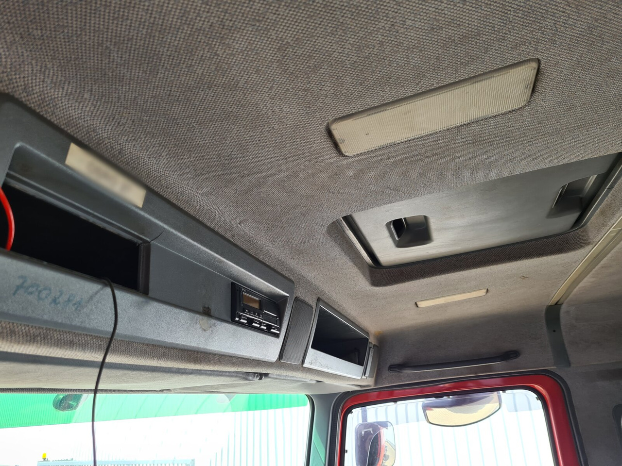 Mercedes-Benz Actros 1835 K 4x2 Actros 1835 K 4x2 - Camión chasis: foto 5 Mercedes-Benz Actros 1835 K 4x2 Actros 1835 K 4x2 - Camión chasis: foto 5