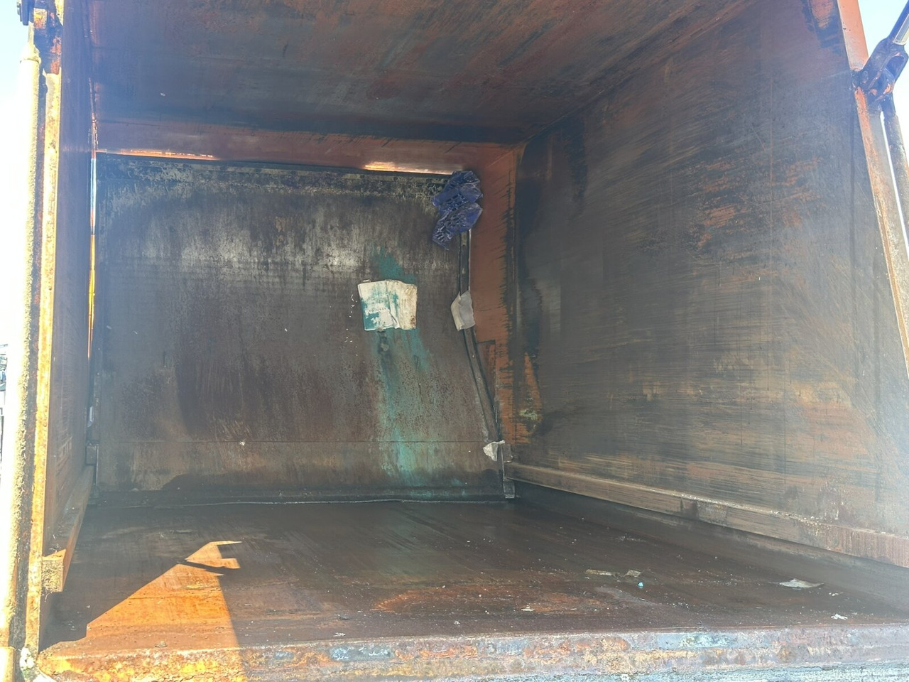 Mercedes-Benz Actros 2532 L 6x2 Actros 2532/41 L 6x2, EEV, Lenkachse, Haller X2C M21, Zöller-Schüttung - Camión de basura: foto 3 Mercedes-Benz Actros 2532 L 6x2 Actros 2532/41 L 6x2, EEV, Lenkachse, Haller X2C M21, Zöller-Schüttung - Camión de basura: foto 3