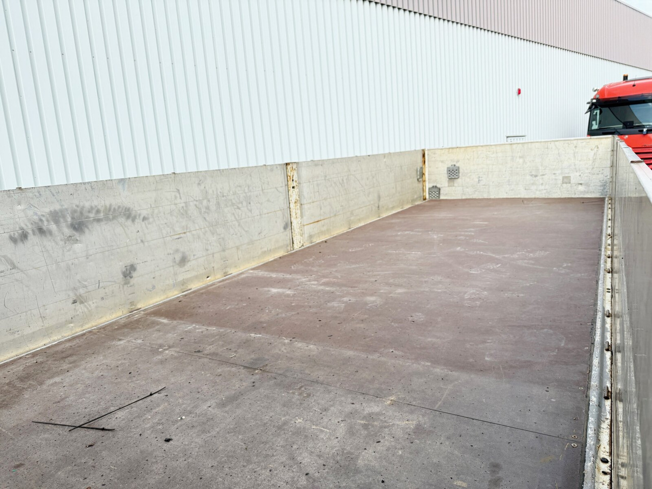 Mercedes-Benz Actros 2532 L 6x2 Actros 2532 L 6x2, Liftachse, Kran Hiab 244EP-5 HiDuo, Funk - Camión grúa, Camión caja abierta: foto 2 Mercedes-Benz Actros 2532 L 6x2 Actros 2532 L 6x2, Liftachse, Kran Hiab 244EP-5 HiDuo, Funk - Camión grúa, Camión caja abierta: foto 2