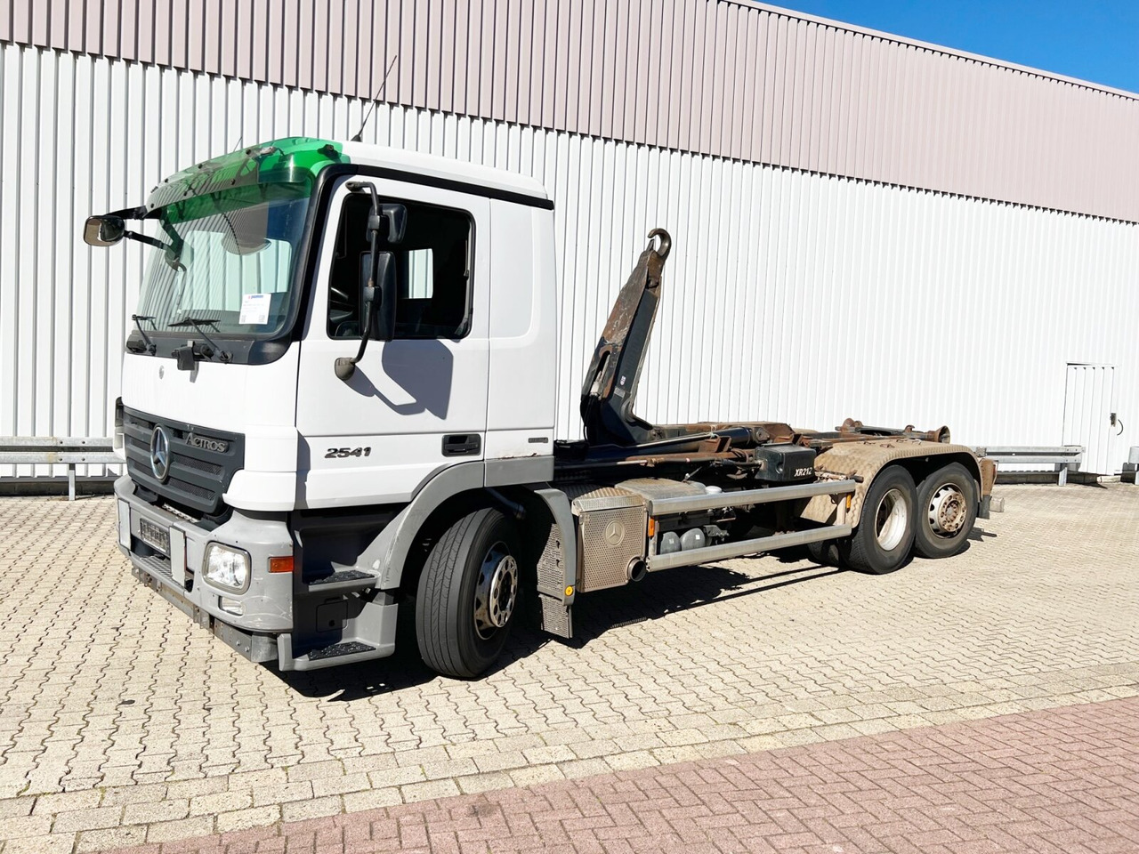 Mercedes-Benz Actros 2541 L 6x2 Actros 2541 L 6x2/48 Retarder, Lenk-/Liftachse - Camión multibasculante: foto 1 Mercedes-Benz Actros 2541 L 6x2 Actros 2541 L 6x2/48 Retarder, Lenk-/Liftachse - Camión multibasculante: foto 1
