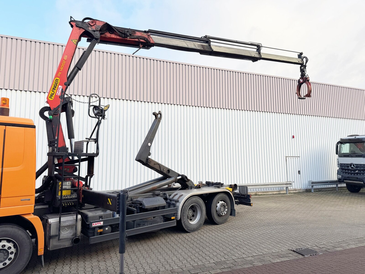 Camión multibasculante, Camión grúa Mercedes-Benz Actros 2541 L 6x2 Actros 2541 L 6x2, Lenkachse, Meiller RK 20.65, Kran Palfinger PK 14002-EH, Funk: foto 12