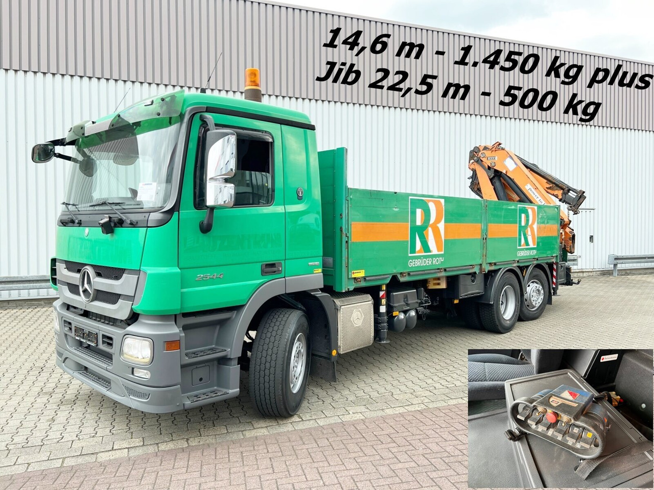 Mercedes-Benz Actros 2544 L 6x2 Actros 2544 L 6x2, Retarder, Lenkachse, Heckkran HMF 3000-K5 + Jip, Funk - Camión grúa, Camión caja abierta: foto 1 Mercedes-Benz Actros 2544 L 6x2 Actros 2544 L 6x2, Retarder, Lenkachse, Heckkran HMF 3000-K5 + Jip, Funk - Camión grúa, Camión caja abierta: foto 1