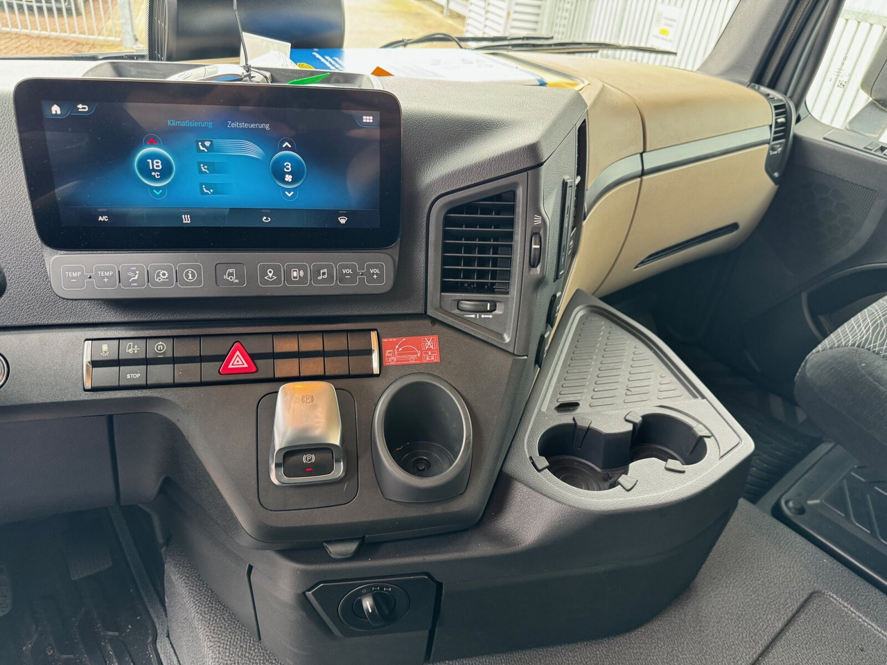 Mercedes-Benz Actros 2645 L 6x4 Actros 2645 L 6x4, MultimediaCockpit, Motorabtrieb, Funk - Camión multibasculante: foto 4 Mercedes-Benz Actros 2645 L 6x4 Actros 2645 L 6x4, MultimediaCockpit, Motorabtrieb, Funk - Camión multibasculante: foto 4