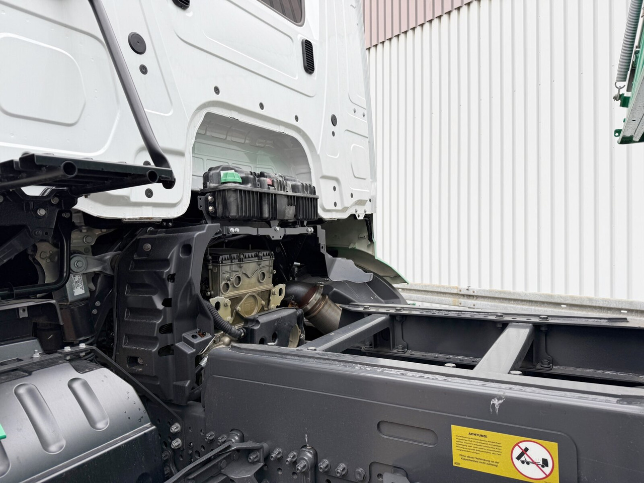 Mercedes-Benz Arocs 1840 K 4x2 Arocs 1840 K 4x2, MultimediaCockpit, Alu-Bordwände, Platz für Kranmontage - Camión volquete: foto 4 Mercedes-Benz Arocs 1840 K 4x2 Arocs 1840 K 4x2, MultimediaCockpit, Alu-Bordwände, Platz für Kranmontage - Camión volquete: foto 4