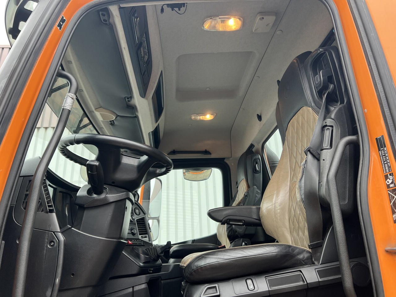 Mercedes-Benz Arocs 2552 L 6x2 Arocs 2552 L 6x2, Lenk-/Liftachse - Camión multibasculante: foto 2 Mercedes-Benz Arocs 2552 L 6x2 Arocs 2552 L 6x2, Lenk-/Liftachse - Camión multibasculante: foto 2