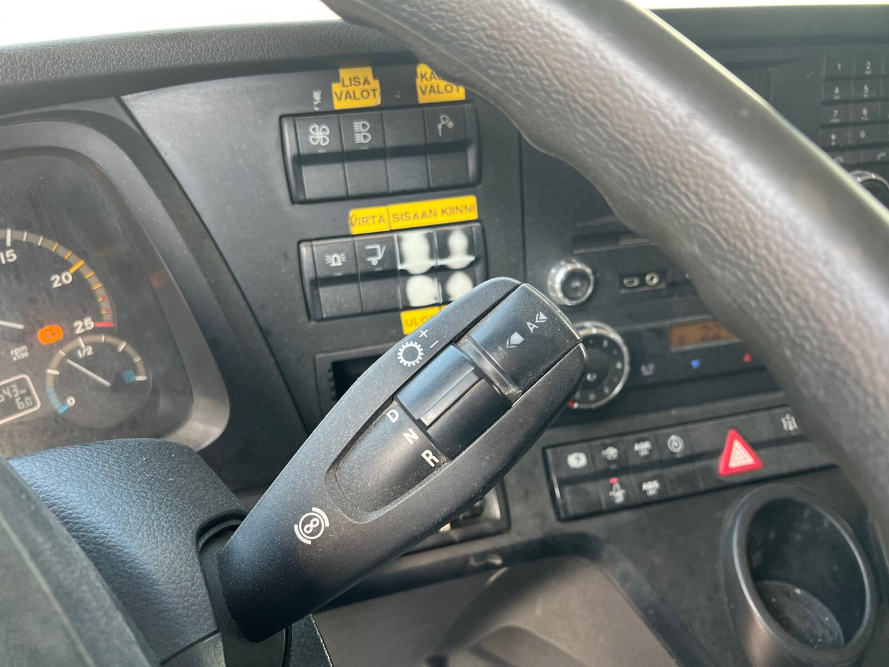 Mercedes-Benz Arocs 2642/45 K 6x4 Arocs 2642/45 K 6x4/33 , Retarder, Motorabtrieb - Camión multibasculante: foto 5 Mercedes-Benz Arocs 2642/45 K 6x4 Arocs 2642/45 K 6x4/33 , Retarder, Motorabtrieb - Camión multibasculante: foto 5