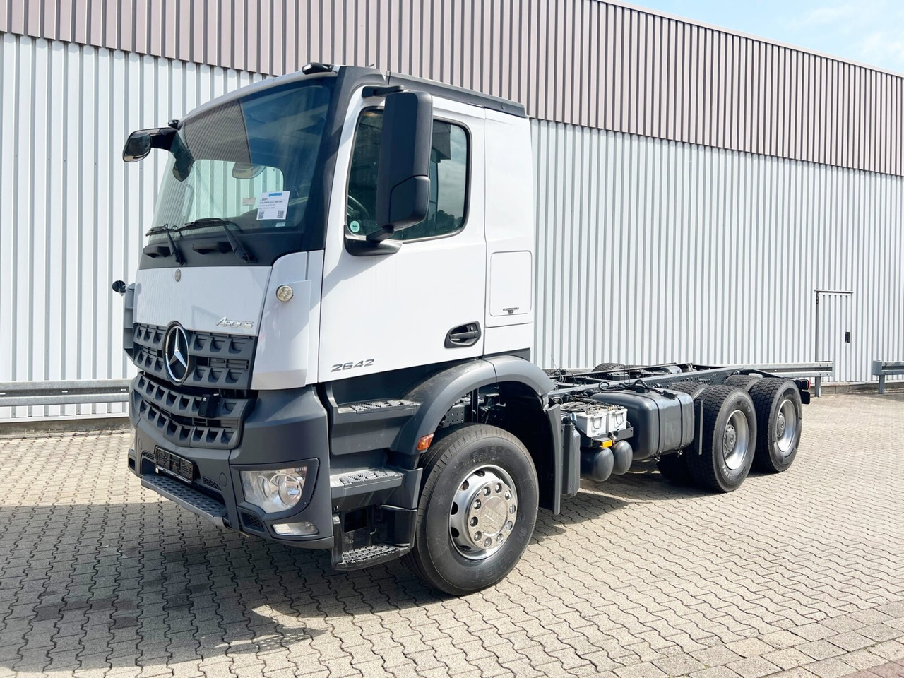 Mercedes-Benz Arocs 2642/45 K 6x4 Arocs 2642/45 K 6x4, Retarder, Motorabtrieb - Camión chasis: foto 1 Mercedes-Benz Arocs 2642/45 K 6x4 Arocs 2642/45 K 6x4, Retarder, Motorabtrieb - Camión chasis: foto 1