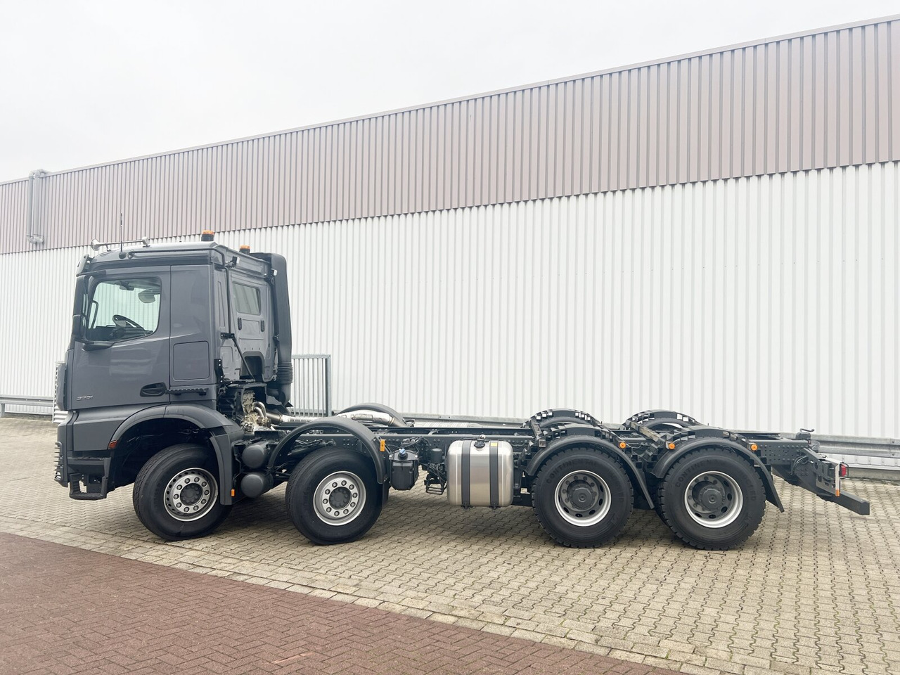Camión multibasculante nuevo Mercedes-Benz Arocs 3251 L 8x4/4 Arocs 3251 L 8x4/4, Motorabtrieb: foto 13