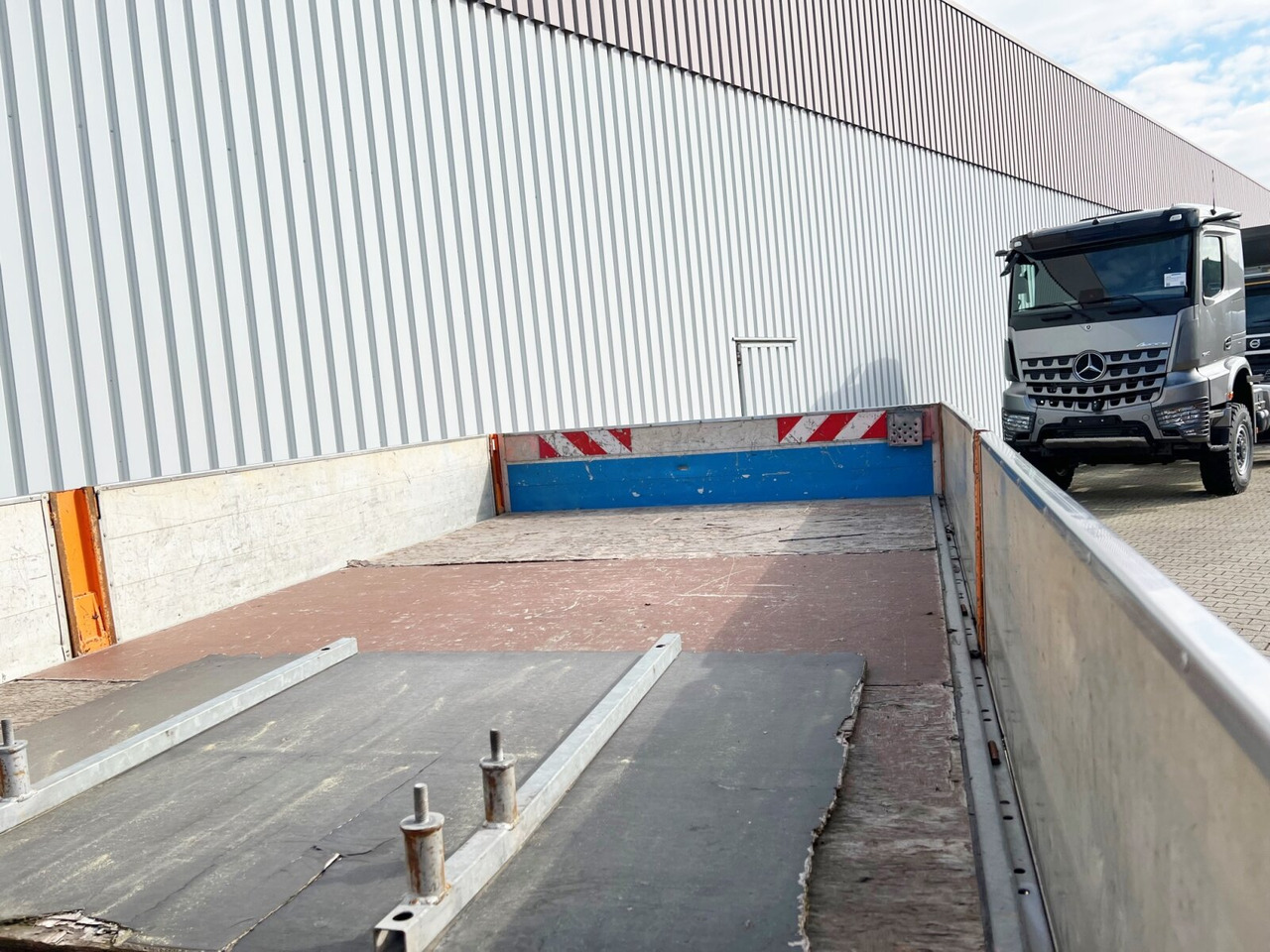 Camión grúa, Camión caja abierta Mercedes-Benz Atego 1023 L 4x2 Atego 1023 L 4x2 mit Kran Fassi F85B.0.21: foto 15 Camión grúa, Camión caja abierta Mercedes-Benz Atego 1023 L 4x2 Atego 1023 L 4x2 mit Kran Fassi F85B.0.21: foto 15