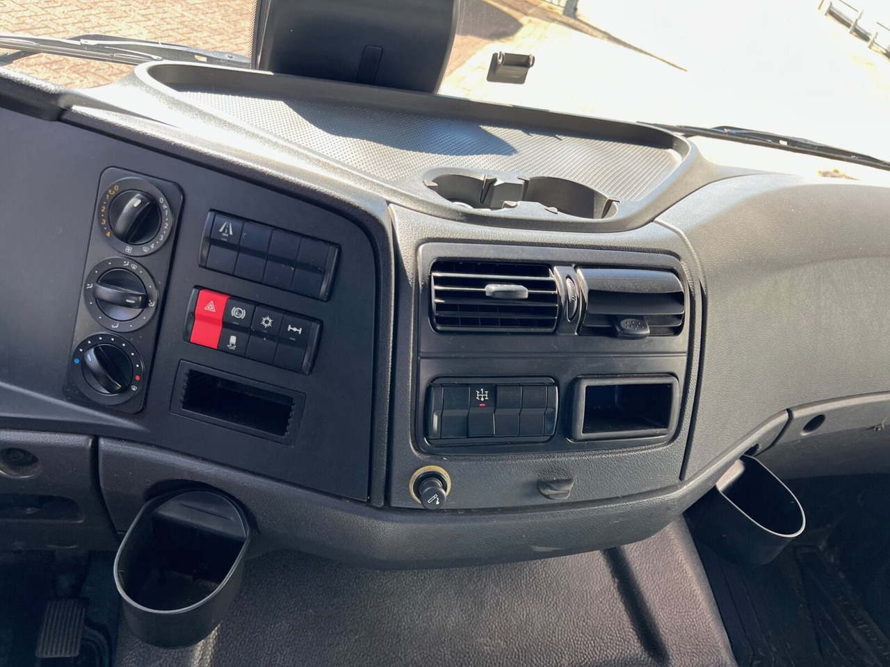 Camión volquete Mercedes-Benz Atego 1227 K 4x2 Atego 1227 K 4x2, Meiller Kipper: foto 6