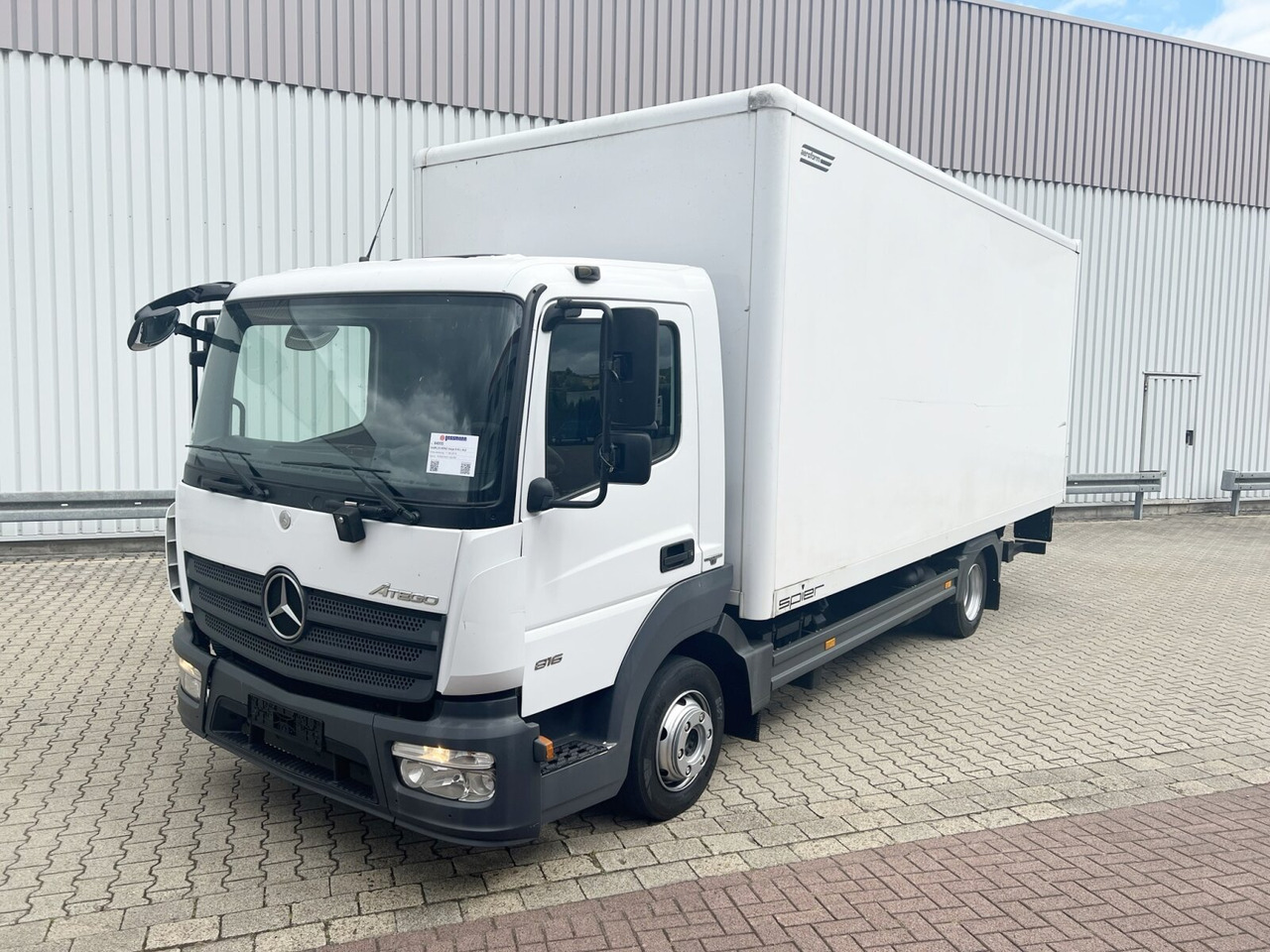Mercedes-Benz Atego 816 4x2 Atego 816 4x2, LBW - Camión caja cerrada: foto 1 Mercedes-Benz Atego 816 4x2 Atego 816 4x2, LBW - Camión caja cerrada: foto 1