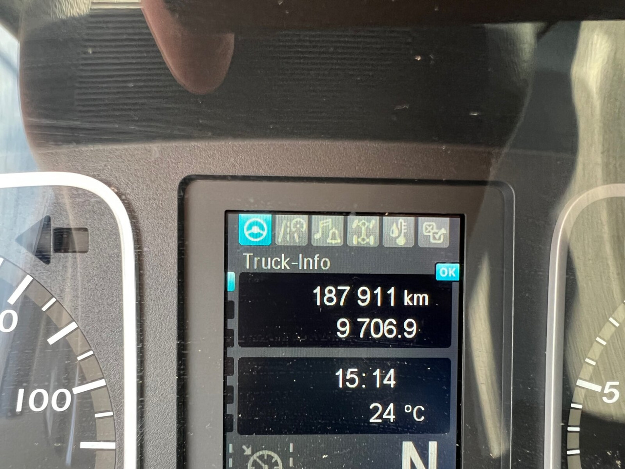 Mercedes-Benz Atego 818/23 L 4x2 Atego 818/23 L 4x2 mit Sörensen LBW - Camión lona: foto 5 Mercedes-Benz Atego 818/23 L 4x2 Atego 818/23 L 4x2 mit Sörensen LBW - Camión lona: foto 5