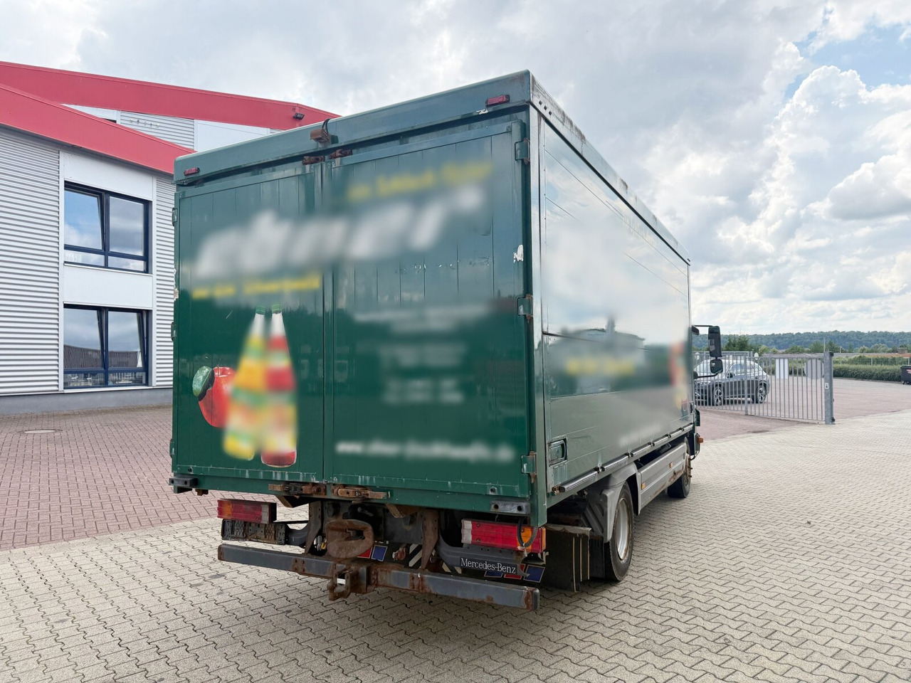 Camión caja cerrada Mercedes-Benz Atego 818 L 4x2 Atego 818 L 4x2, Getränkekoffer, 2x AHK: foto 11