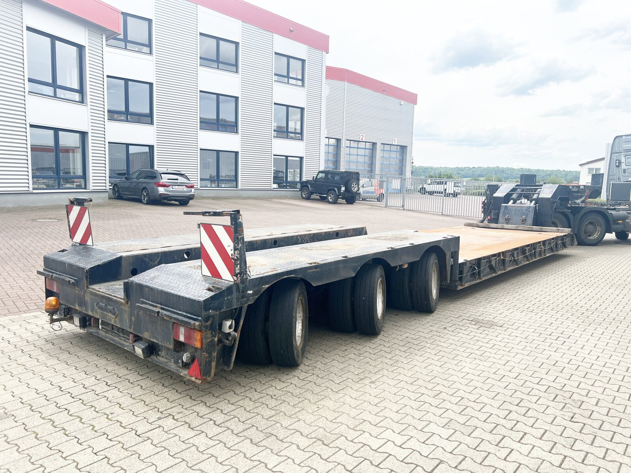 Nooteboom Euro-54-03 Euro-54-03, Schwanenhals abfahrbar, Hydr. Zwangsgelenkt - Semirremolque góndola rebajadas: foto 2 Nooteboom Euro-54-03 Euro-54-03, Schwanenhals abfahrbar, Hydr. Zwangsgelenkt - Semirremolque góndola rebajadas: foto 2