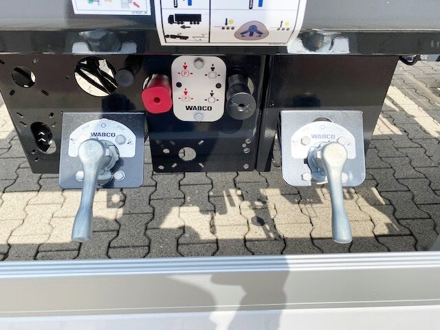 PS2P70B PS2P70B Abrollanhänger bis 7,25 m Behälter - Remolque multilift/ Portacontenedores de cadenas: foto 3 PS2P70B PS2P70B Abrollanhänger bis 7,25 m Behälter - Remolque multilift/ Portacontenedores de cadenas: foto 3