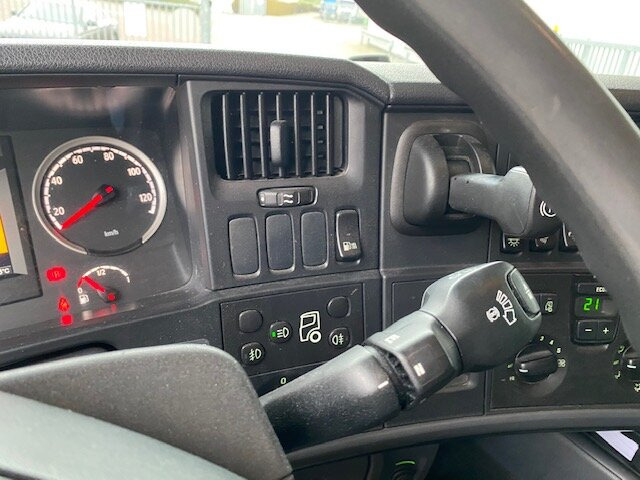 Scania R450 LB 6x2-4 R450 LB 6x2-4, Retarder, Lift-/Lenkachse, 12x Vorhanden! - Camión chasis: foto 2 Scania R450 LB 6x2-4 R450 LB 6x2-4, Retarder, Lift-/Lenkachse, 12x Vorhanden! - Camión chasis: foto 2