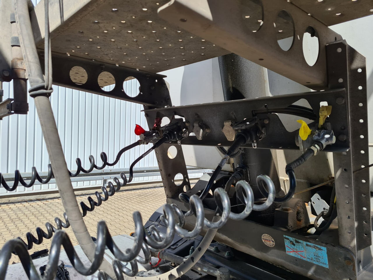 Semirremolque Schmitz Cargobull SKI 24 SL 7.2 SKI 24 SL 7.2, Stahlmulde ca. 24m³, Liftachse: foto 8 Semirremolque Schmitz Cargobull SKI 24 SL 7.2 SKI 24 SL 7.2, Stahlmulde ca. 24m³, Liftachse: foto 8