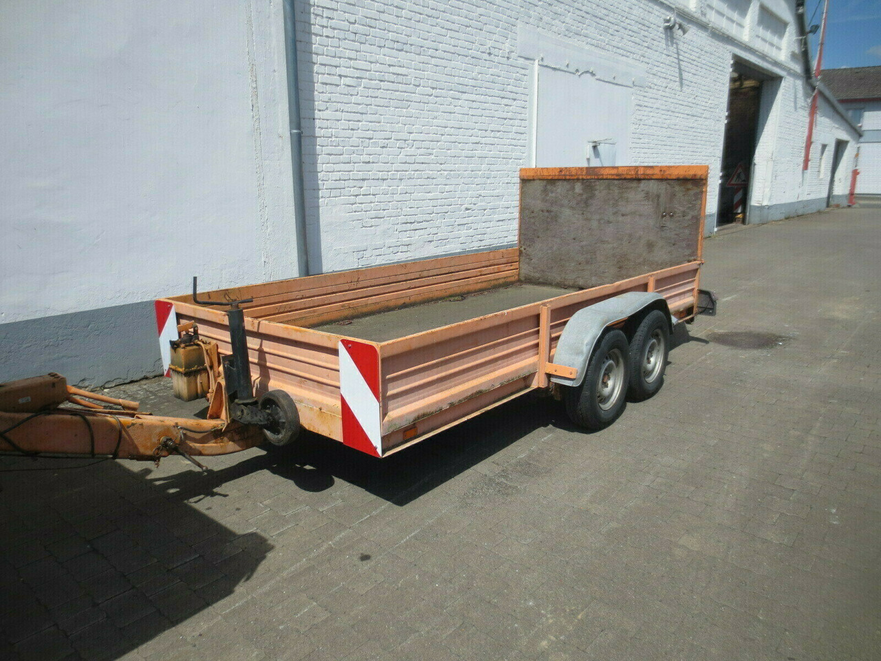 TTS-3,5 mit Auffahrrampe TTS-3,5 mit Auffahrrampe - Remolque porta maquinaria: foto 1 TTS-3,5 mit Auffahrrampe TTS-3,5 mit Auffahrrampe - Remolque porta maquinaria: foto 1