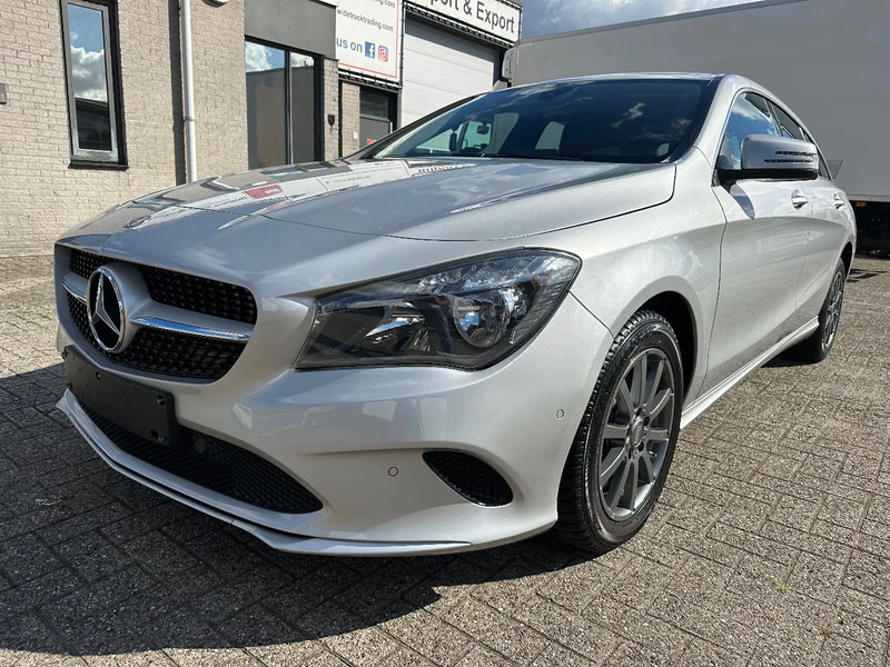 Mercedes-Benz CLA-Klasse 200 D - SHOOTING BRAKE + STANDKLIMA + NAVI - Coche: foto 1 Mercedes-Benz CLA-Klasse 200 D - SHOOTING BRAKE + STANDKLIMA + NAVI - Coche: foto 1